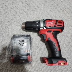 Milwaukee M18 Compact Drill/Driver 2606