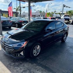 2020 Hyundai Elantra Limited 