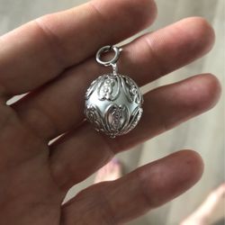 Sara Coventry Harmony Ball  Charm