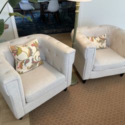Pair of Club Chairs in Neutral Linen