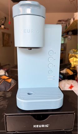 Keurig with pod stand