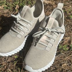 Adidas Women's Kaptir Flow Running Shoes