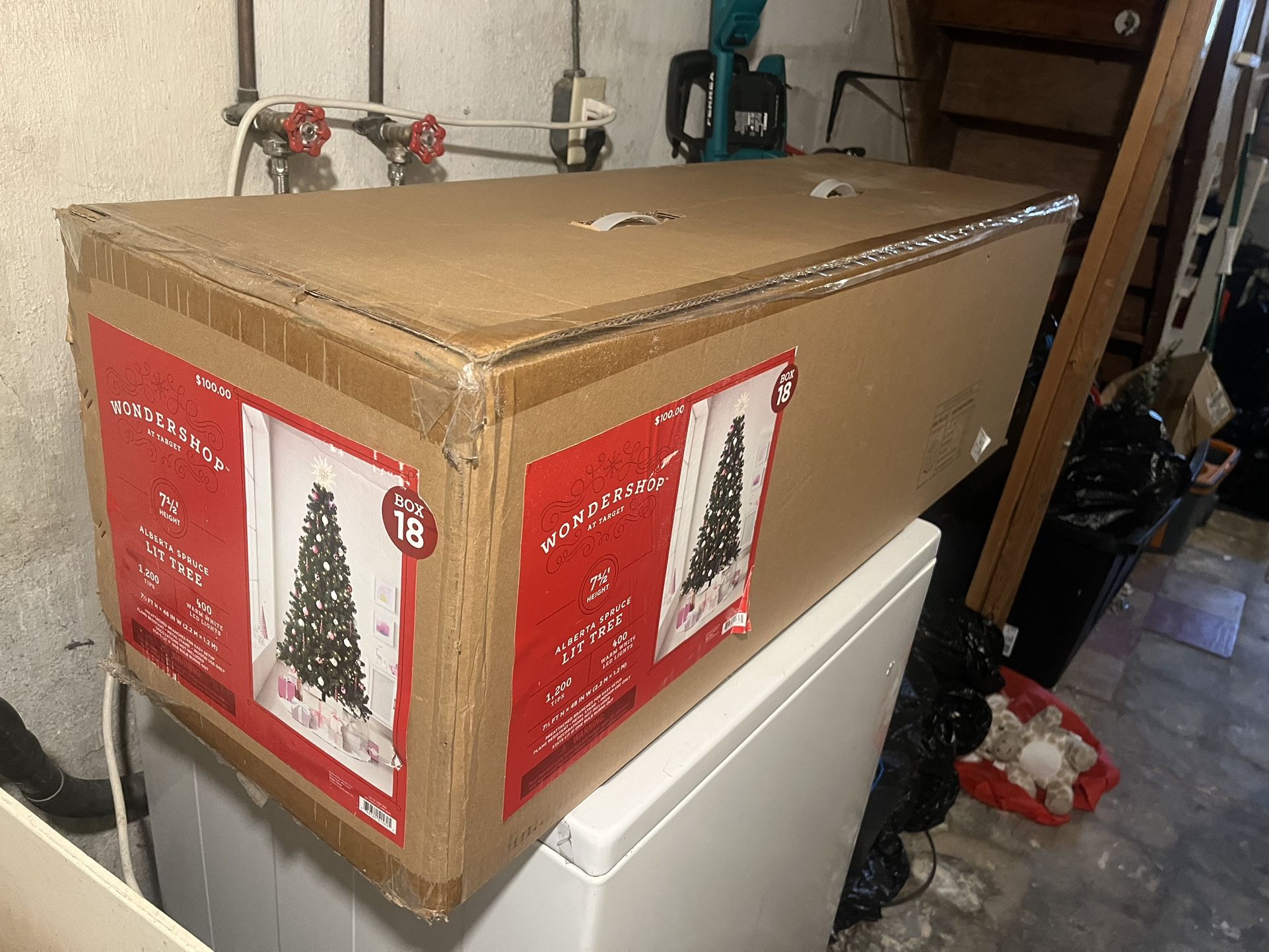 Wondershow Christmas Tree