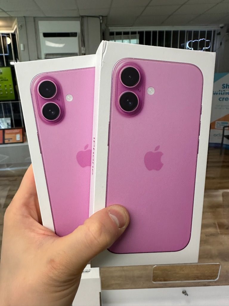 New Unlock iPhone 16 128GB No Credit Needed Only $29 Down Payment Today!! Only At Phone Hub Fall River 