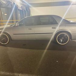Cadillac Deville 2003