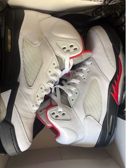 Jordan 5 Retro Fire Red Silver Tongue size 12 used