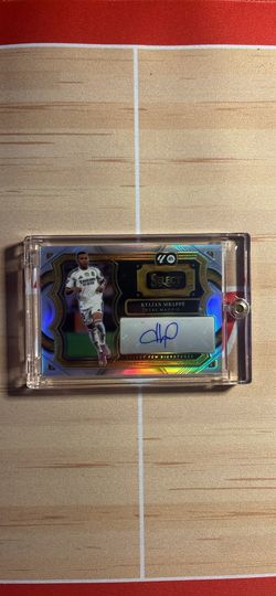 Kylian Mbappe Autograph Card!! OBO!!