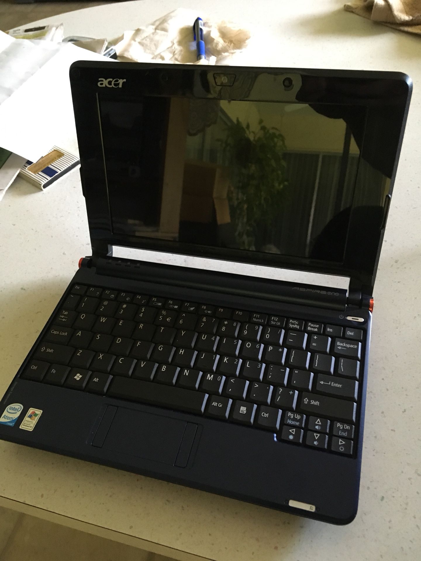 Acer Aspire One Laptop mini Notebook Computer Net Book Tablet
