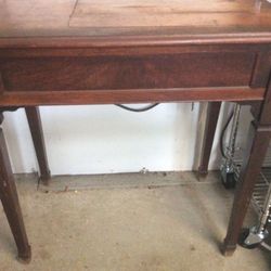 Vintage singer sewing machine.