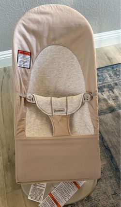 Baby bjorn bouncer