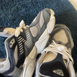 New Balance 9060 navy trainers