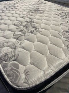 New Queen Pillow Top