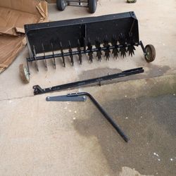 42-inch spike aerator