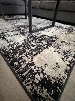 Black and Gray Area Rug 64in x 90in