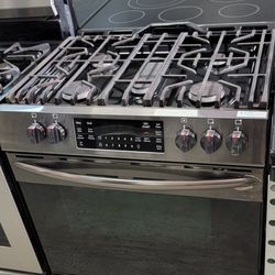 Fair Cosmetic Condition Gas Stove slide in Delivery + Installation Available Fee Depends on Address 🏠 🚚 🛻 