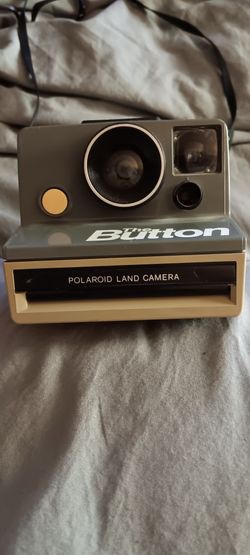 Vintage Polaroid "THE BUTTON" Land Camera 