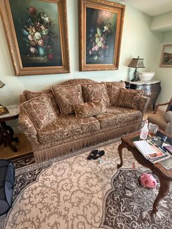 Free oversized couch must haul