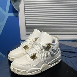 Jordan 4 Metallic Wms Size 6 
