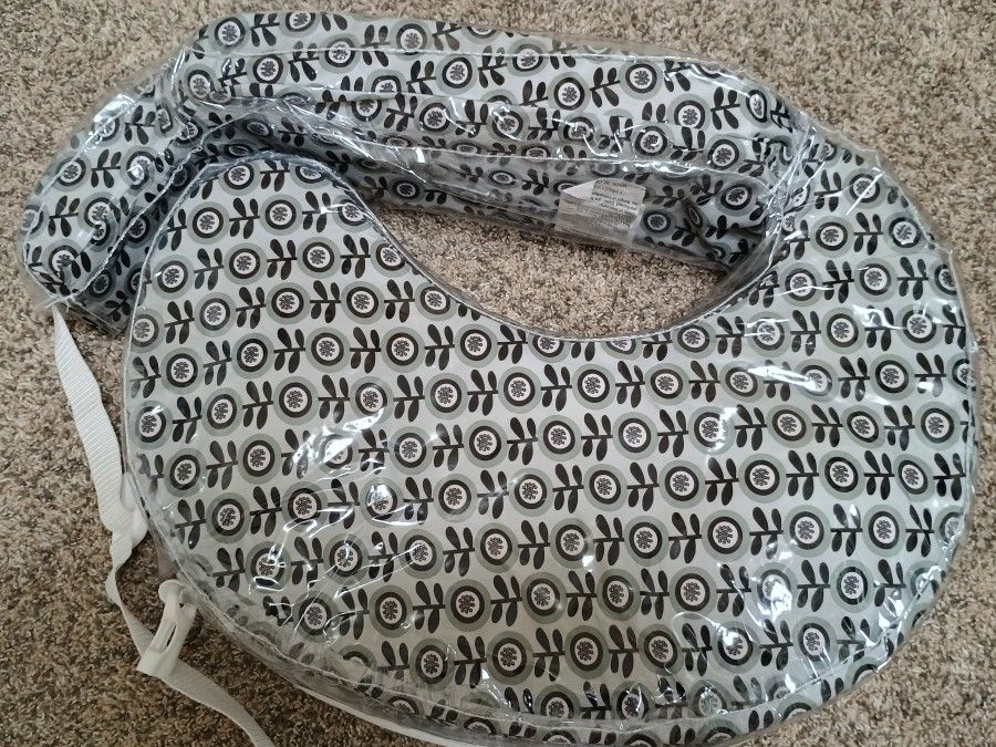 My Brest Friend Nursing pillow