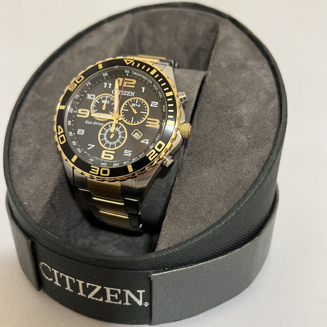 Citizen Eco-Drive H500-S094551 44mm Two Tone Black Rose Gold