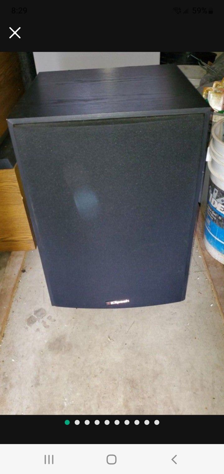 Speaker Klipsch Subwoofer SW102 grill broken 