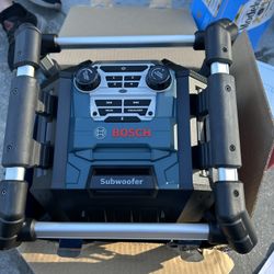 BOSCH 18V Jobsite Radio with Bluetooth®