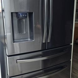 Samsung Refrigerator Freezer Ice Maker
