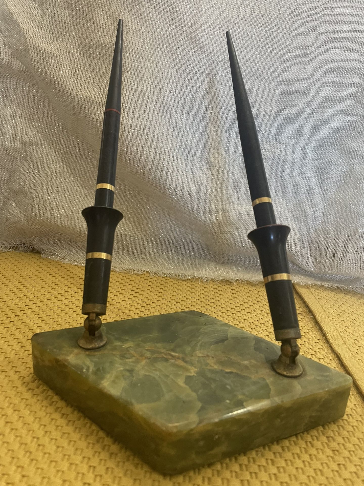 Sheaffer's Vintage Marble Green Onyx Base Double Fountain Pen Holder Set