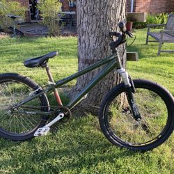 24” Mongoose Jump Bike / Trials Bike