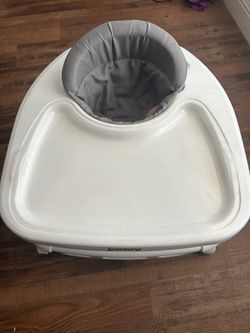 Joovy baby walker