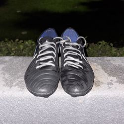 Nike Elite Tiempos Size 9