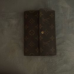 Louie Vuitton Leather Wallet, Used But In Great Condition!