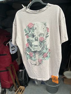 Forgotten Faces Skull and Roses Graphic Tee