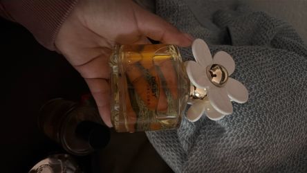 Mark Jacobs Daisy 33 fluid perfume