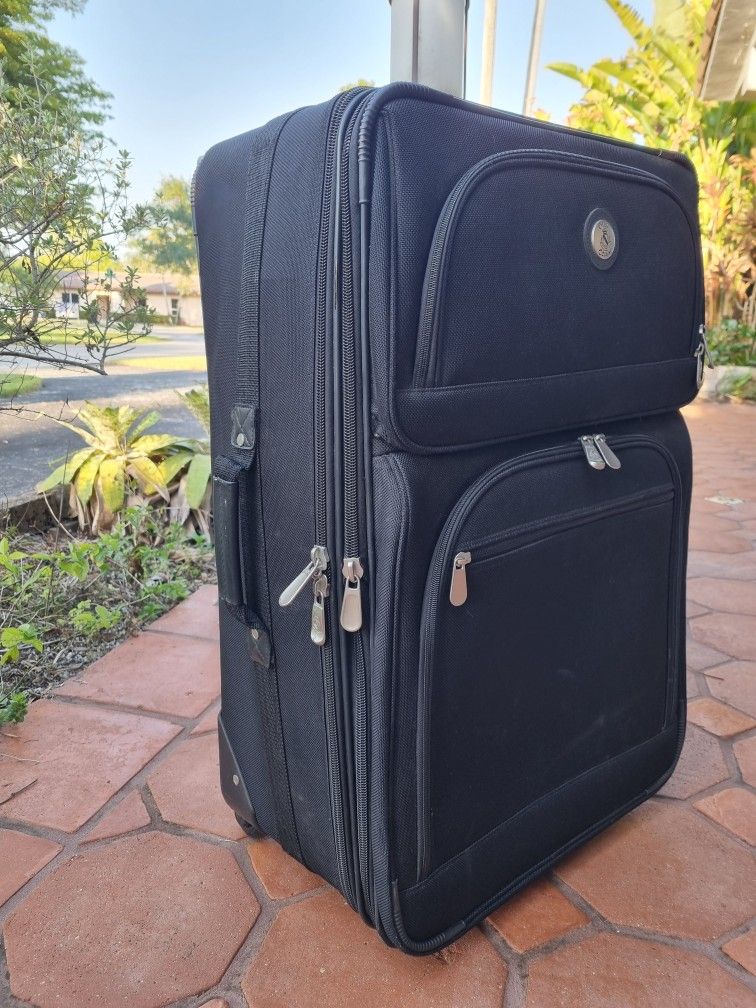 👌 SUITCASE, like new! 👌