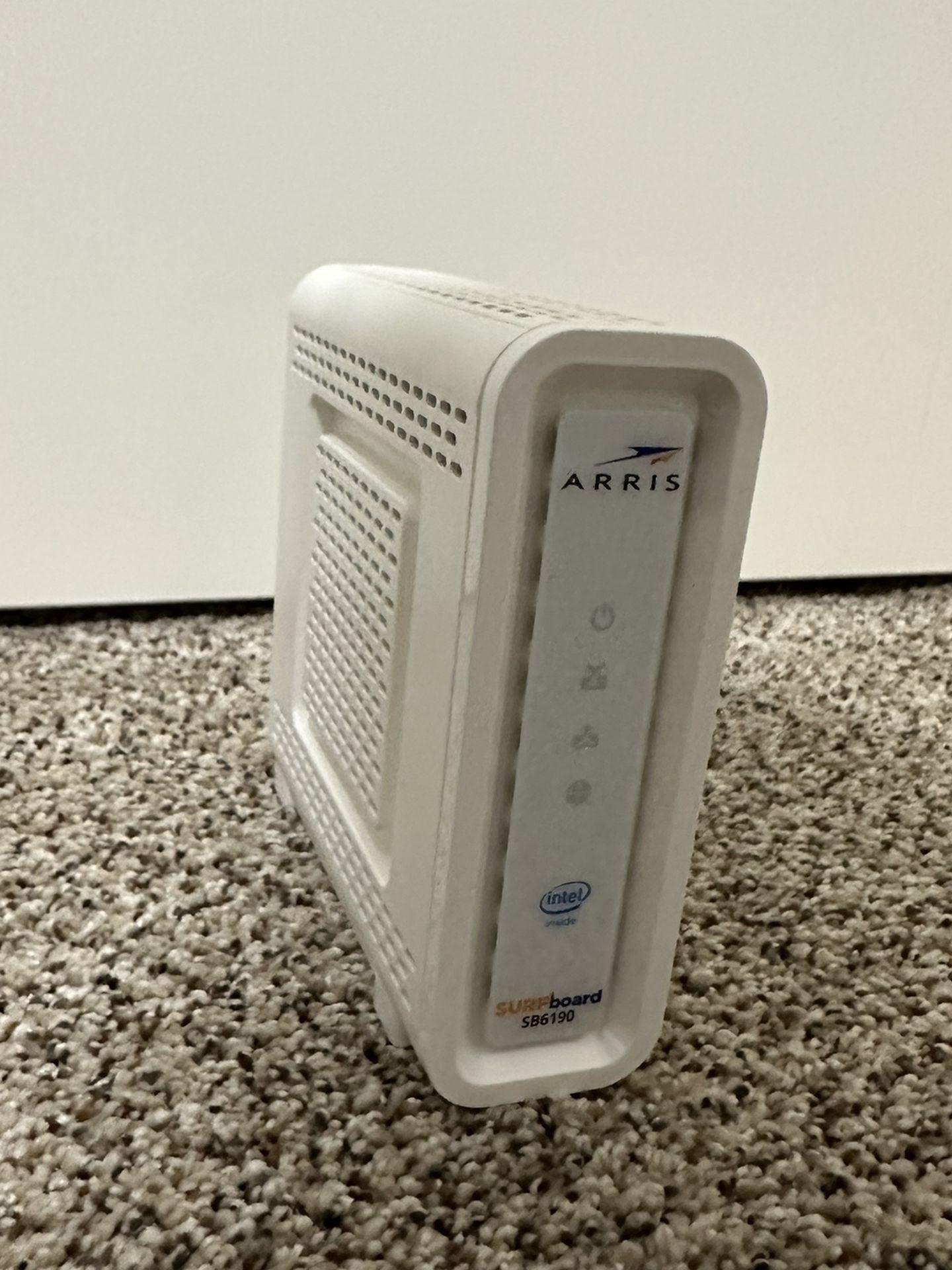 Arris Surfboard SB6190