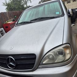 2000 Mercedes-Benz M-Class