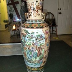 Chinese Detailed Vase