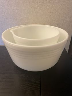Vintage Pyrex Mixing Bowls