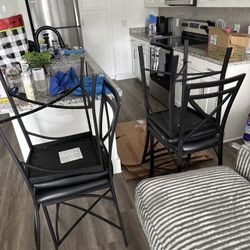 Table Chairs 