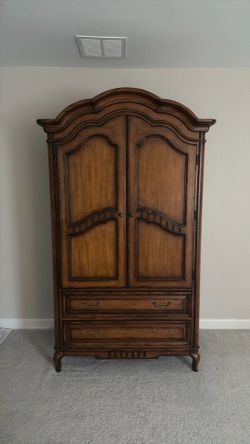 Armoire