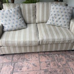 Love Seat Pullout Couch