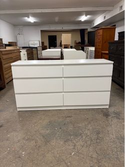 Classic White 6 Drawer Dresser
