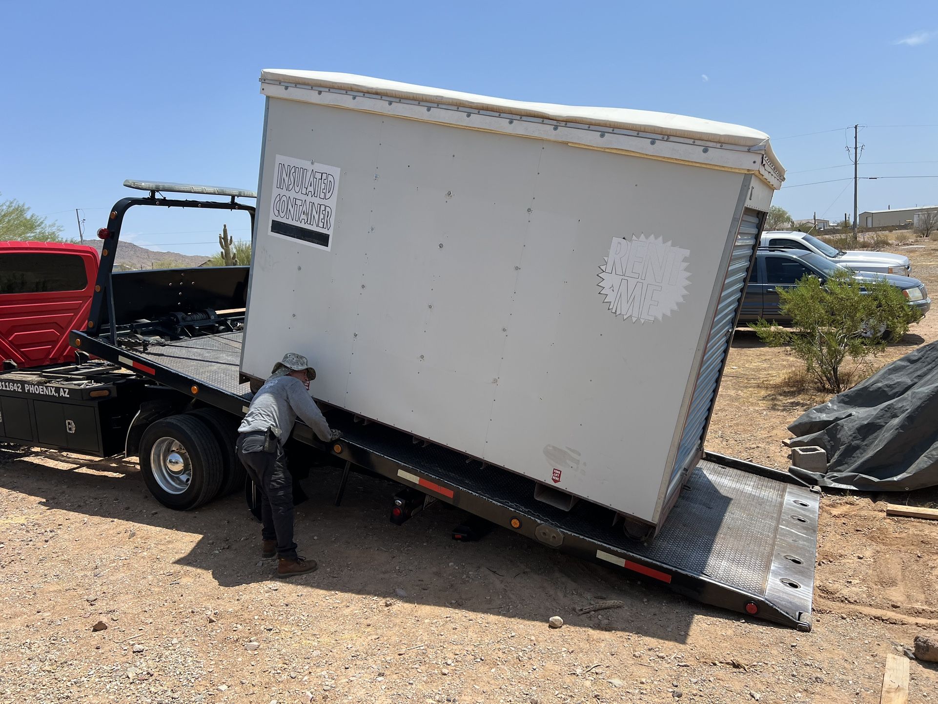 Insulated Mobile Containers Storage