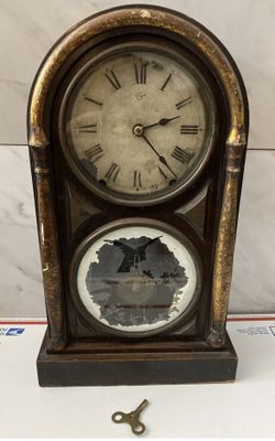 1875 Seth Thomas Chicago Round Top Shelf Clock Working