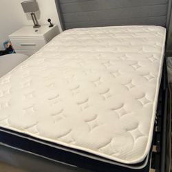 Coolvie Queen Mattress - Firm