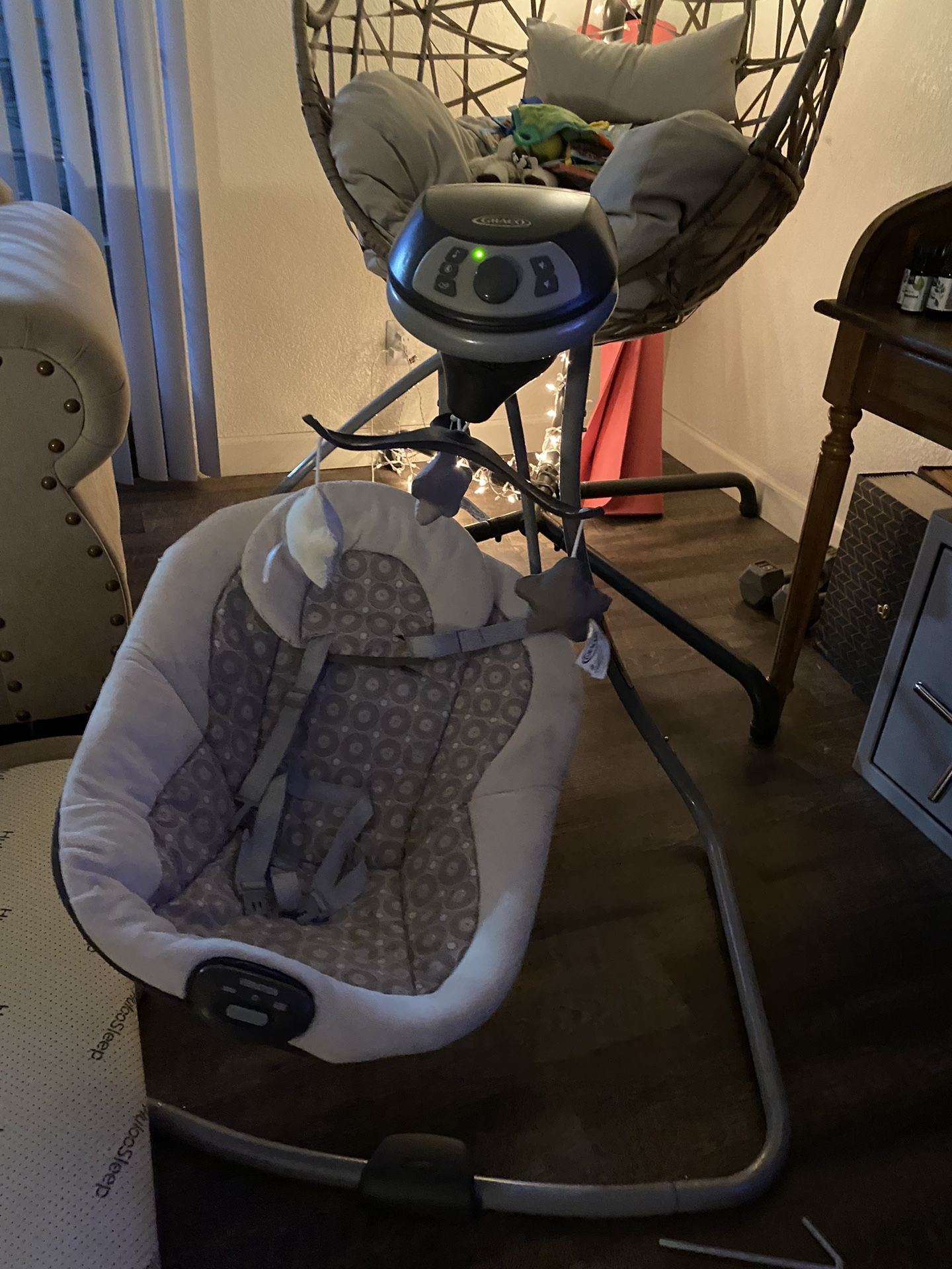 Graco Vibrating Baby Swing