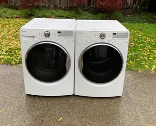 WHIRLPOOL WASHER AND DRYER SET.