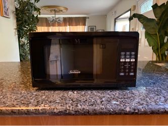 NEW Open Box Sunbeam Compact Microwave, Never Used! Pickup Today
