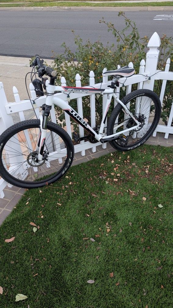 Trek Mountain Bike